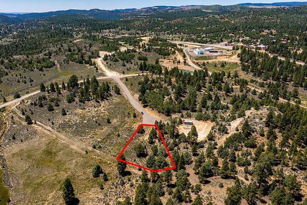 1.5 Acres of Residential Land for Sale in Alton, Utah