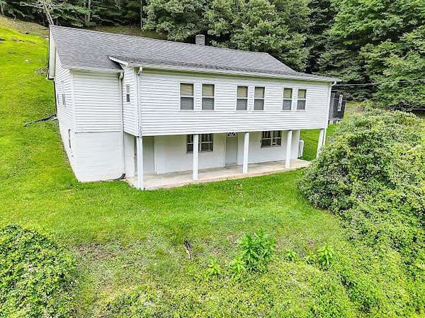 37.5 Acres of Recreational Land with Home for Sale in Swords Creek, Virginia