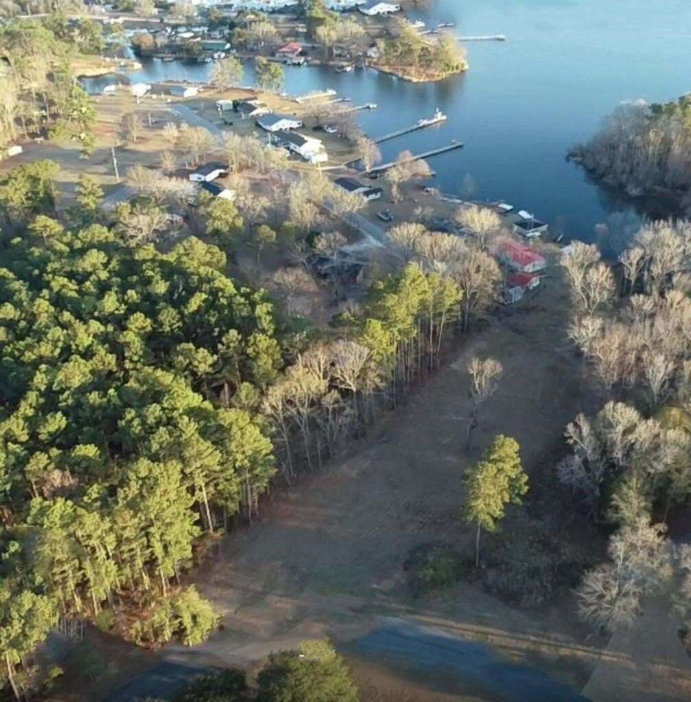 1.4 Acres of Residential Land for Sale in Summerton, South Carolina