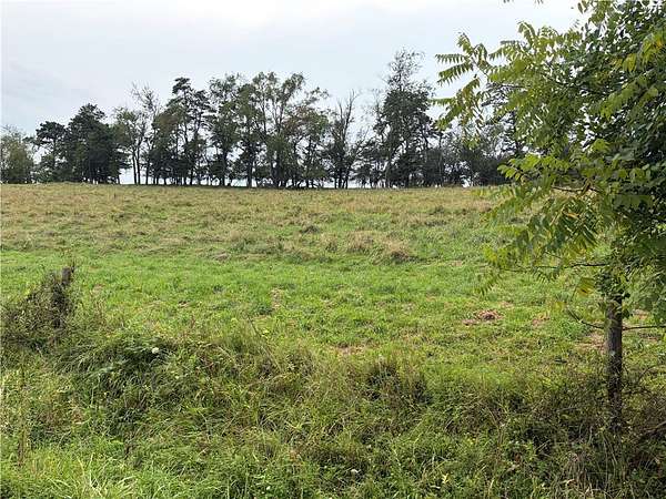 71 Acres of Land with Home for Sale in Charleroi, Pennsylvania