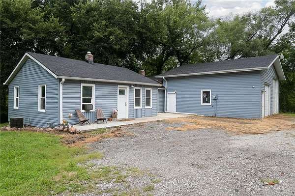 5.13 Acres of Land with Home for Sale in St. Joseph, Missouri