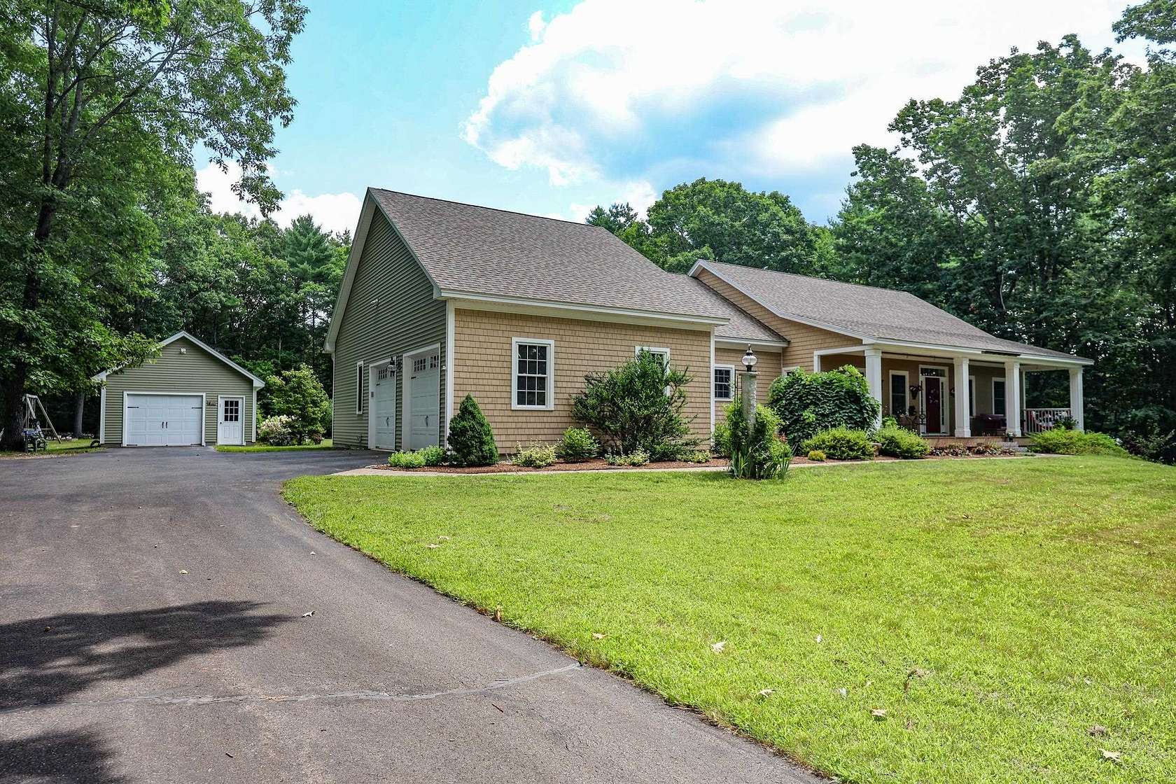 5 Acres of Land with Home for Sale in Dunbarton Town, New Hampshire