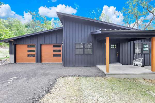 2.5 Acres of Land with Home for Sale in Frankfort, Ohio