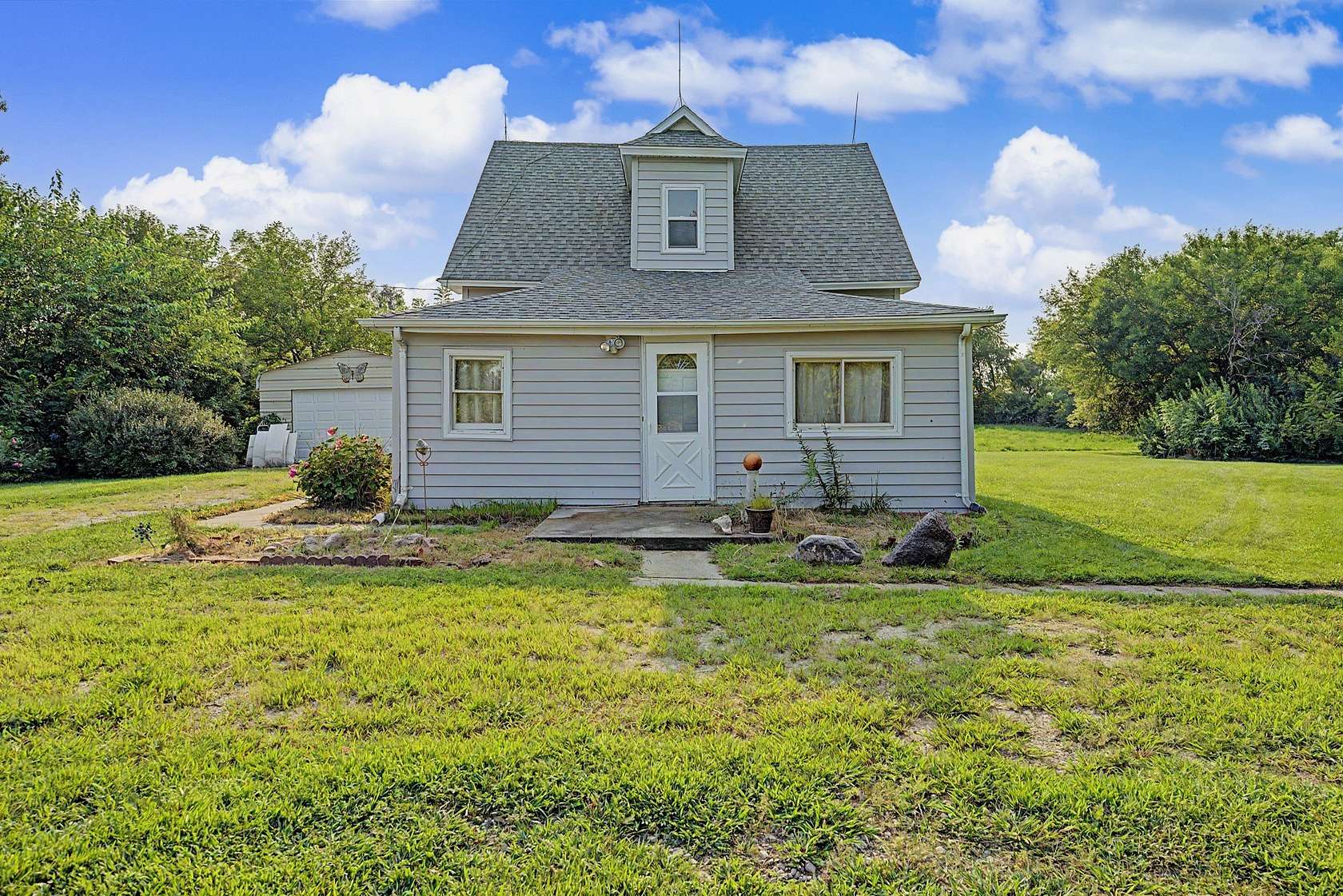 3.72 Acres of Land with Home for Sale in Maxwell, Iowa