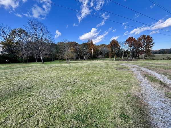 6 Acres of Residential Land for Sale in Spring Hill, Tennessee