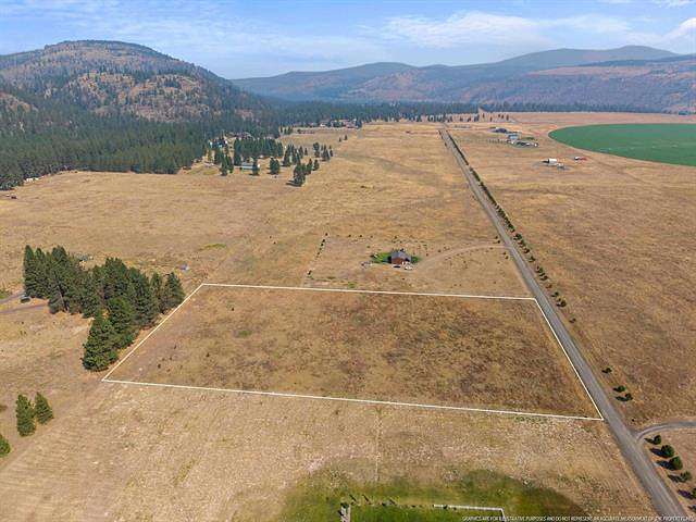 5 Acres of Land for Sale in Davenport, Washington