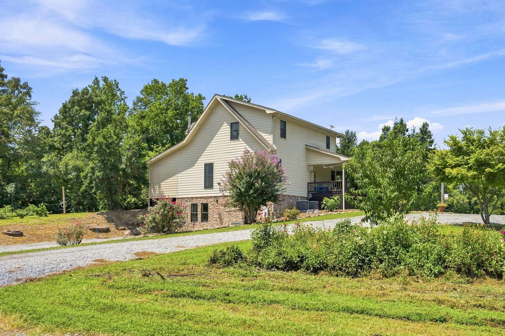 6.64 Acres of Land with Home for Sale in Ten Mile, Tennessee