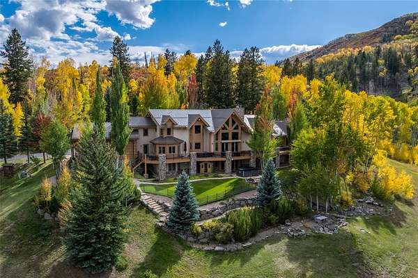 271 Acres of Land with Home for Sale in Steamboat Springs, Colorado