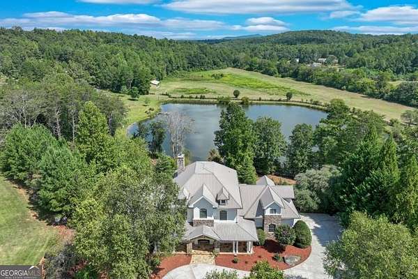18.1 Acres of Land with Home for Sale in Murrayville, Georgia