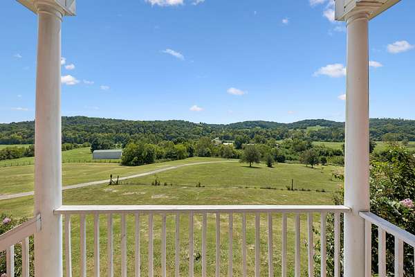 20.9 Acres of Land with Home for Sale in Bethpage, Tennessee