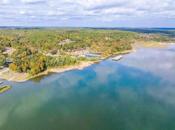 2.7 Acres of Commercial Land for Sale in Waverly, Tennessee