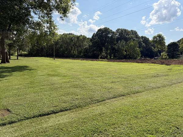 1 Acre of Residential Land for Sale in Columbia, Tennessee