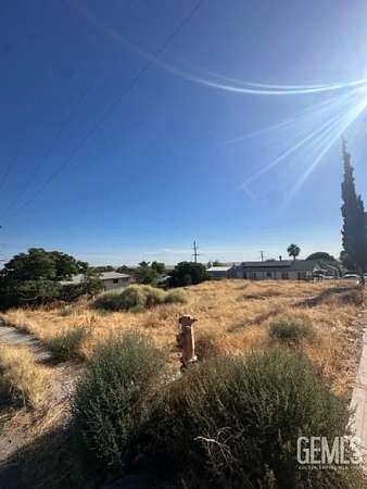 0.2 Acres of Residential Land for Sale in Taft, California