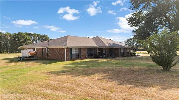 8.72 Acres of Land with Home for Sale in Gladewater, Texas