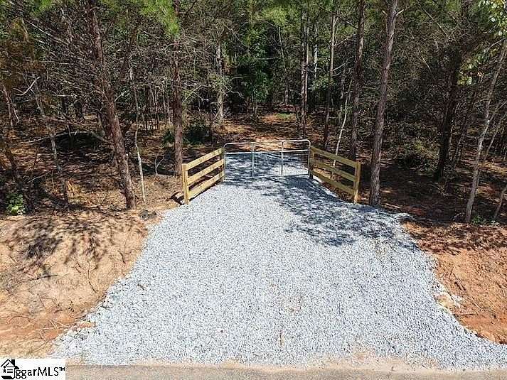 5 Acres of Residential Land for Sale in Laurens, South Carolina
