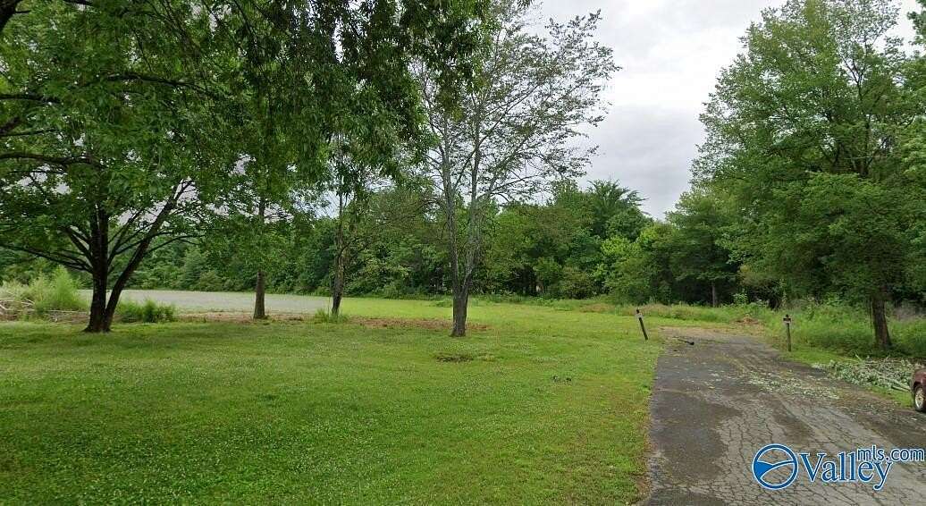 5 Acres of Land for Sale in Athens, Alabama