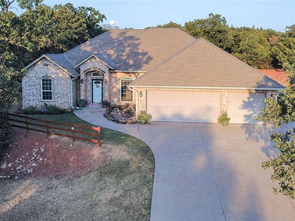 2.32 Acres of Land with Home for Sale in Luther, Oklahoma