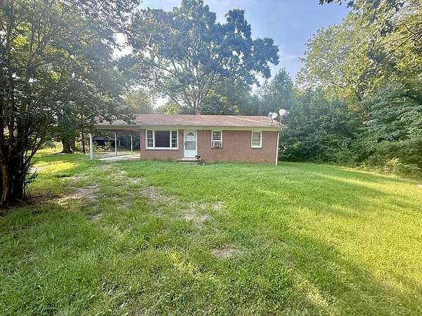 3.44 Acres of Land with Home for Sale in Farmville, Virginia