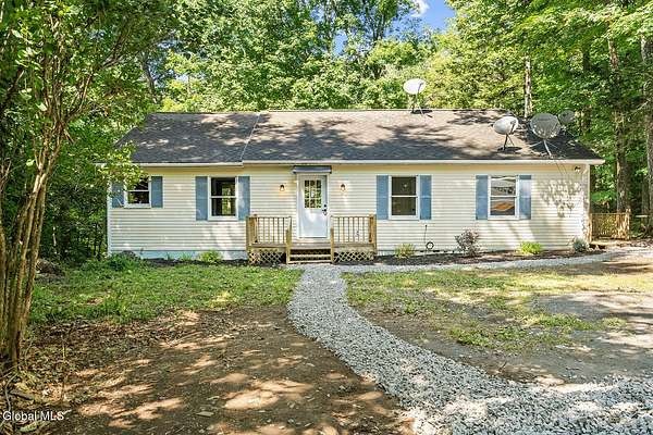 9.1 Acres of Land with Home for Sale in Greenwich, New York