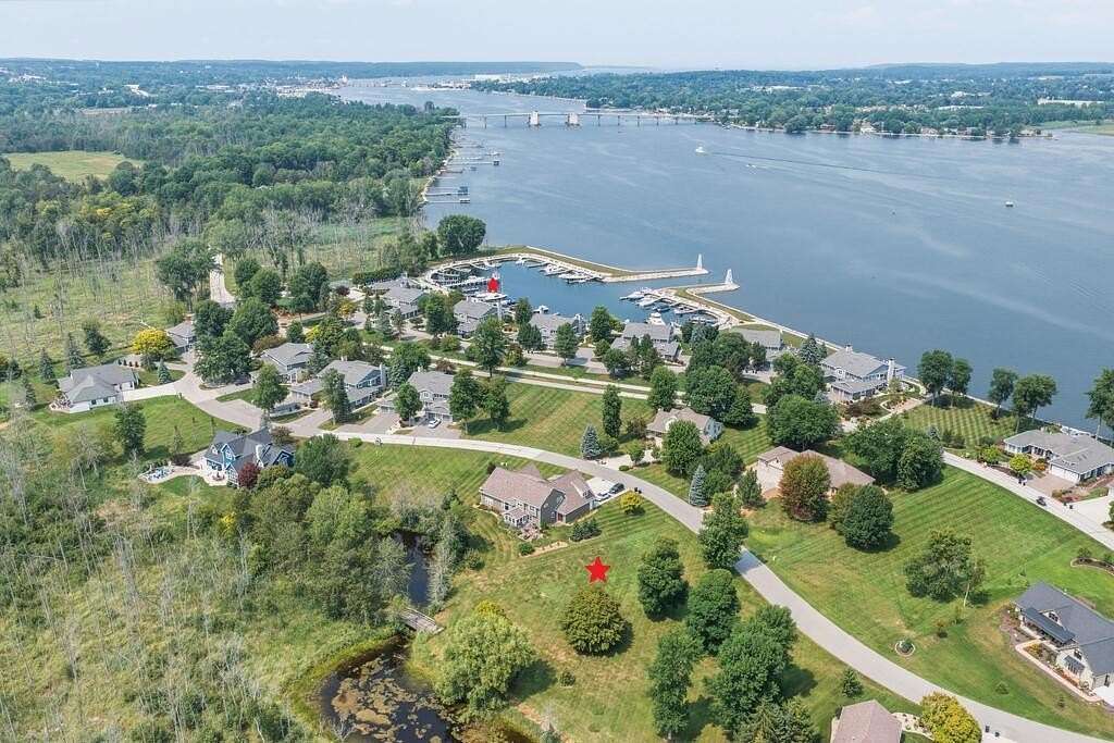 0.55 Acres of Residential Land for Sale in Sturgeon Bay, Wisconsin