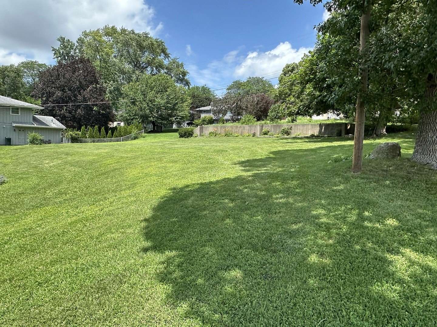 0.19 Acres of Residential Land for Sale in Rockford, Illinois