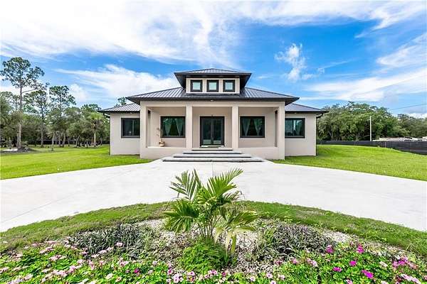 2.5 Acres of Land with Home for Sale in Clewiston, Florida