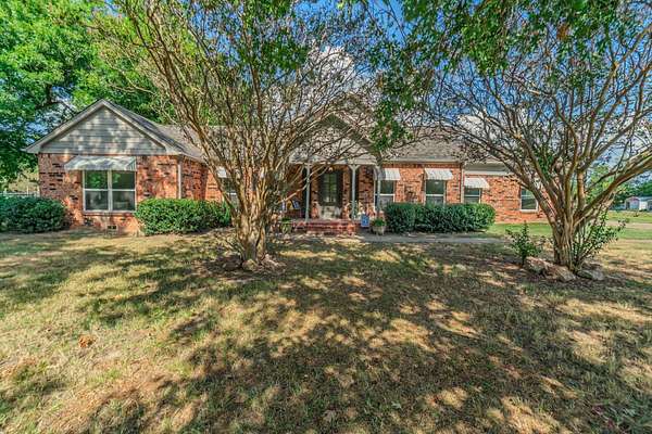 1.66 Acres of Land with Home for Lease in Sulphur Springs, Texas