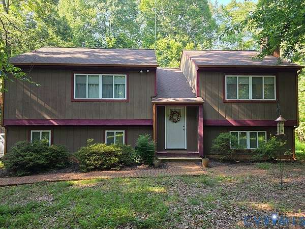 4.29 Acres of Land with Home for Sale in Montpelier, Virginia