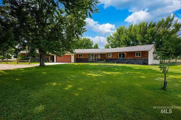 5 Acres of Land with Home for Sale in Emmett, Idaho