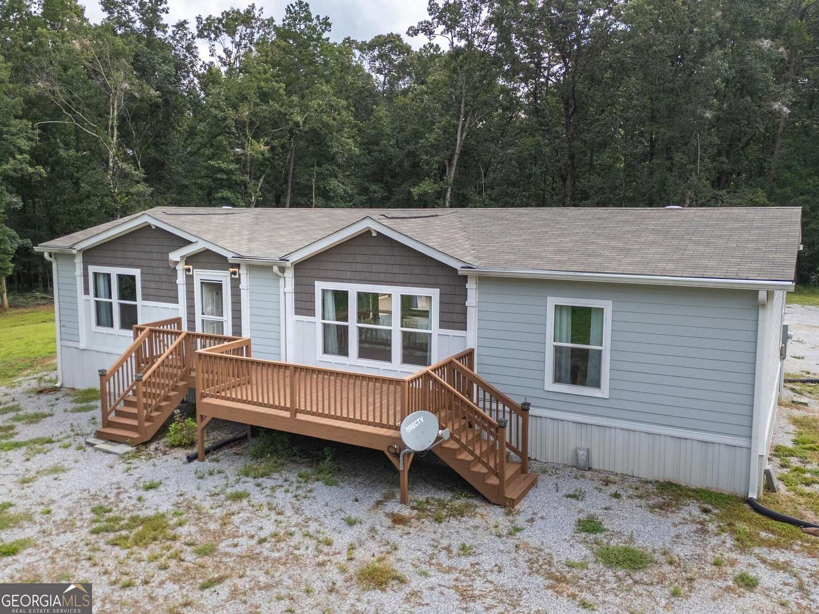 1.65 Acres of Land with Home for Sale in Demorest, Georgia