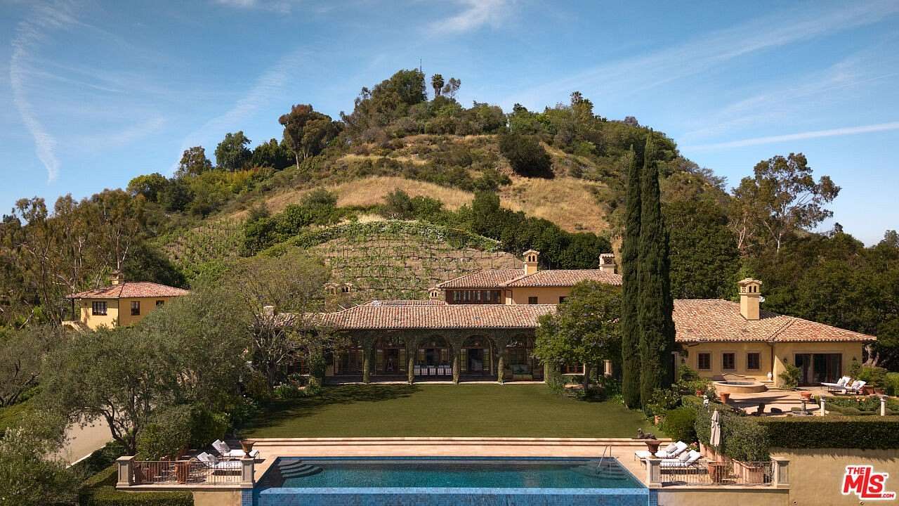 4 Acres of Land with Home for Sale in Los Angeles, California
