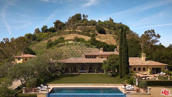 4 Acres of Land with Home for Sale in Los Angeles, California