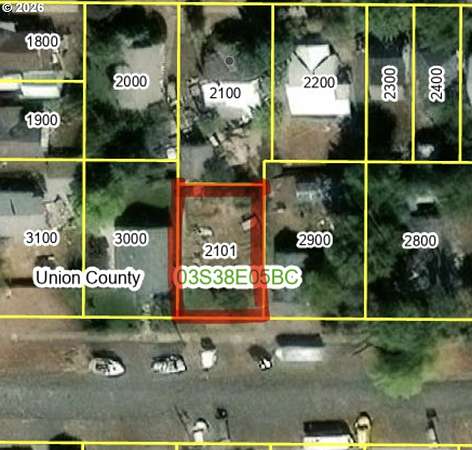 0.1 Acres of Residential Land for Sale in La Grande, Oregon