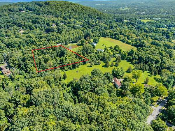 3.7 Acres of Residential Land for Sale in Pawling, New York
