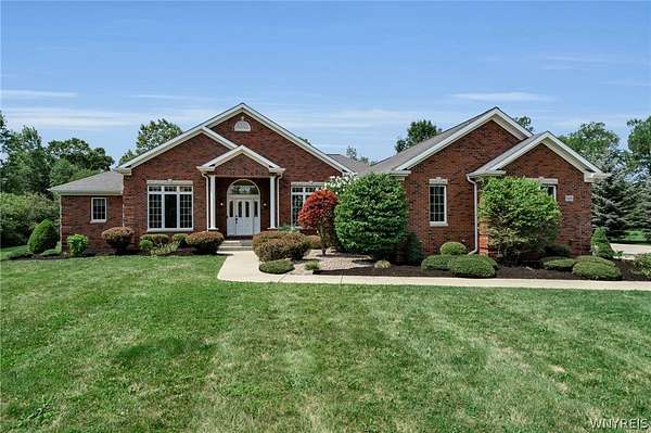 2.78 Acres of Land with Home for Sale in Clarence Center, New York