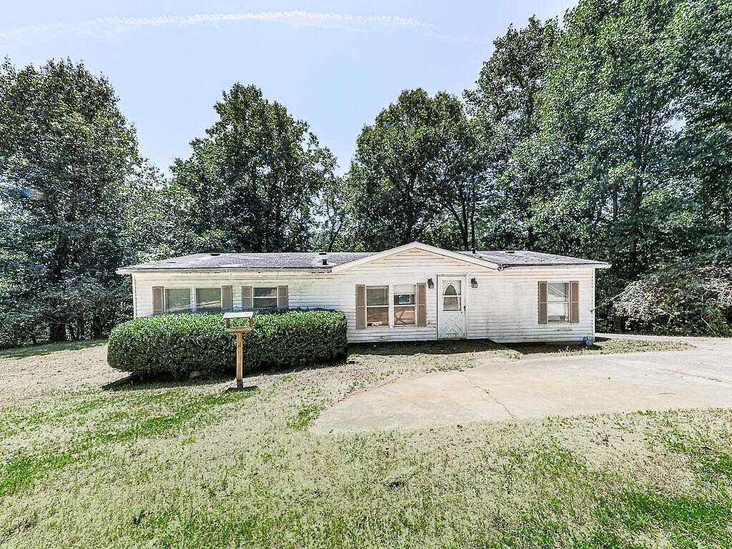 2.24 Acres of Land with Home for Sale in Jasper, Georgia