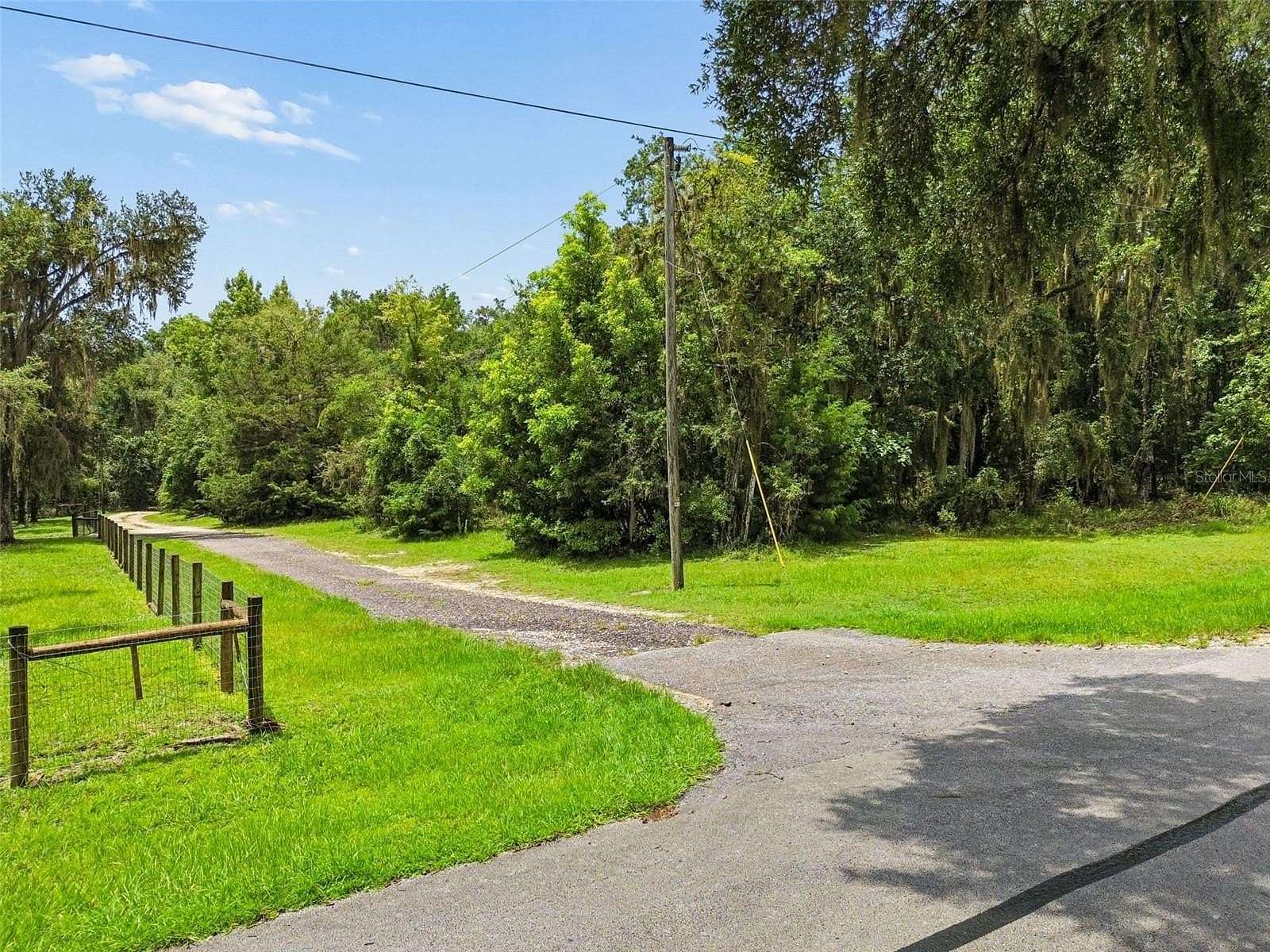 5.25 Acres of Residential Land for Sale in Floral City, Florida