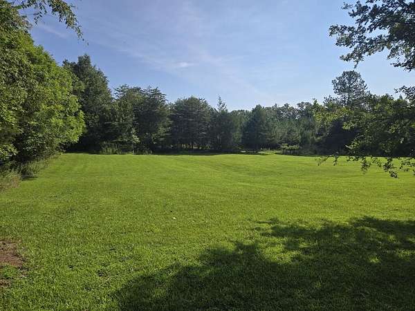 7 Acres of Residential Land for Sale in Farmville, Virginia