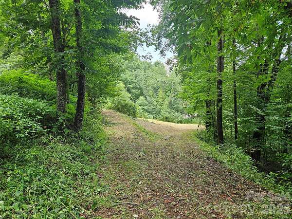 1.86 Acres of Residential Land for Sale in Waynesville, North Carolina