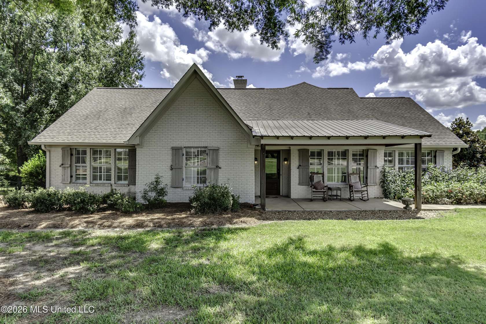 3.6 Acres of Land with Home for Sale in Madison, Mississippi