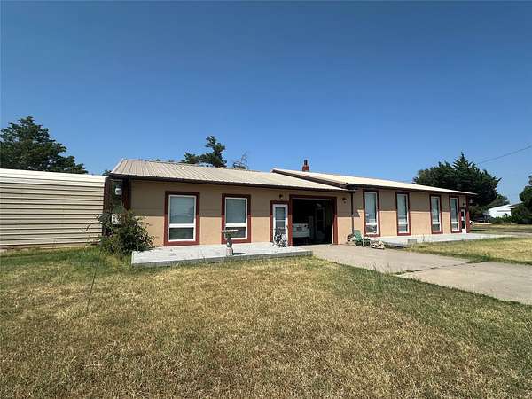 3 Acres of Land with Home for Sale in Dodge City, Kansas