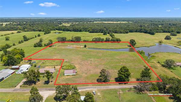 10 Acres of Agricultural Land for Sale in Bogata, Texas