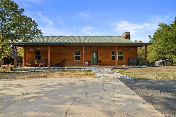 30 Acres of Recreational Land with Home for Sale in Vilonia, Arkansas