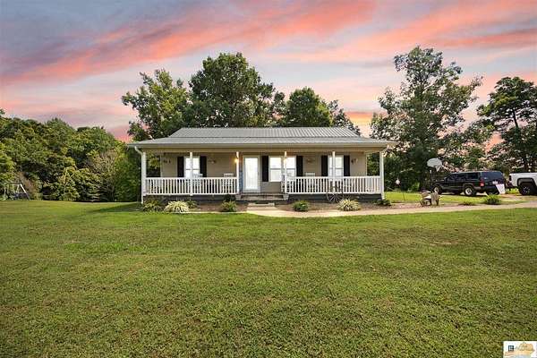 3.72 Acres of Land with Home for Sale in Edmonton, Kentucky