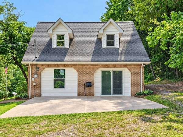 6 Acres of Land with Home for Sale in Cunningham, Tennessee