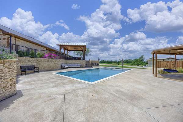 18.5 Acres of Recreational Land with Home for Sale in Denison, Texas