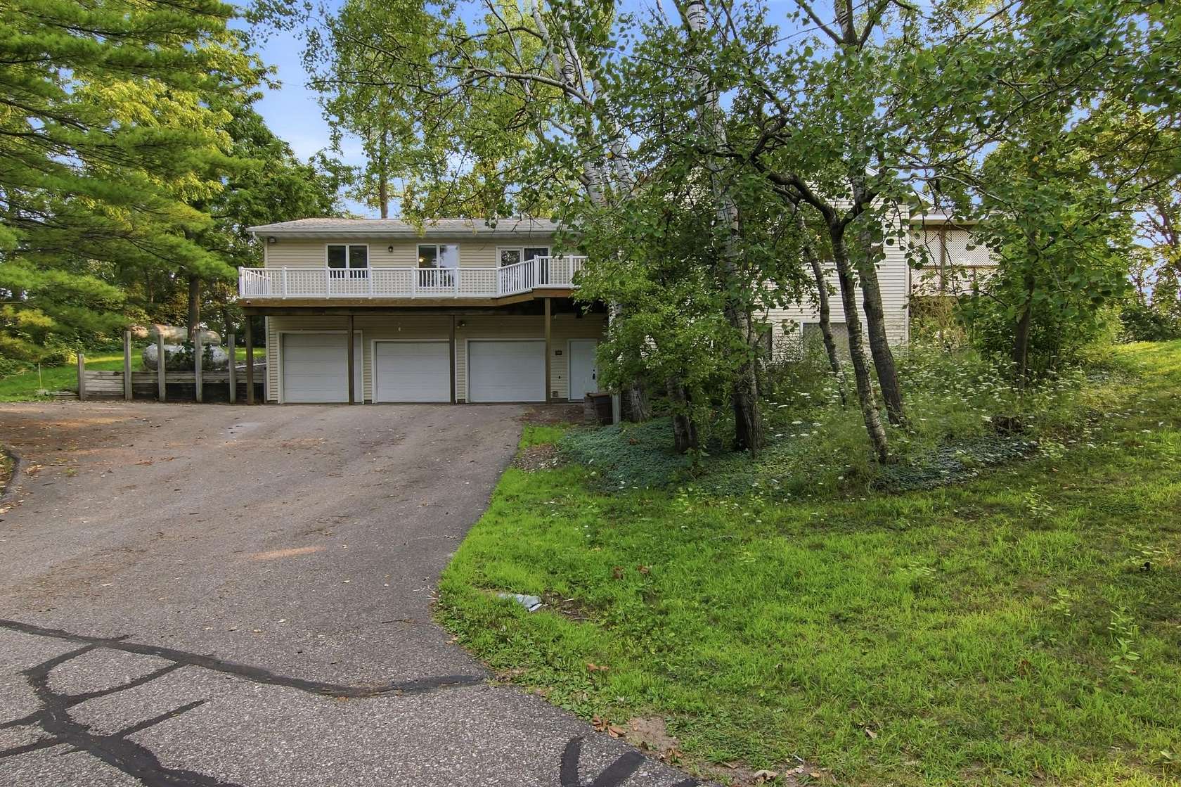 5.5 Acres of Land with Home for Sale in Wabasha, Minnesota