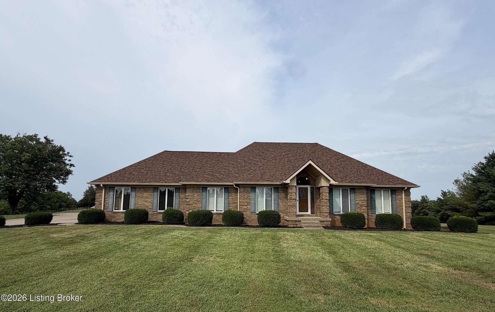 14.7 Acres of Land with Home for Sale in Bardstown, Kentucky