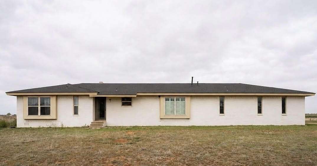 4.14 Acres of Land with Home for Sale in Lubbock, Texas