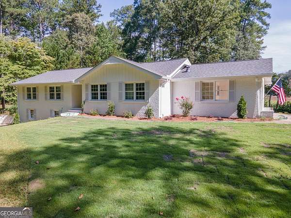 5 Acres of Land with Home for Sale in Fayetteville, Georgia